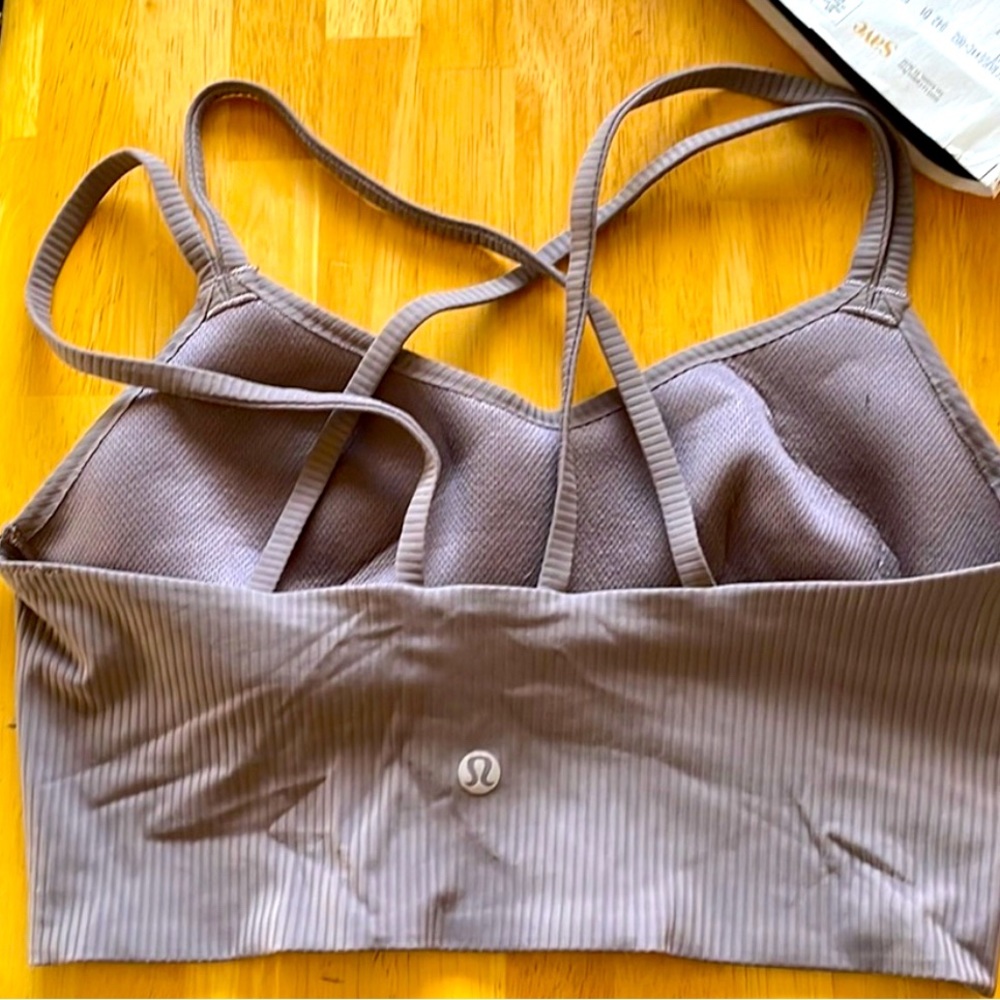 Lululemon Like a Cloud Longline Ribbed Sports Bra Size 6 B/C